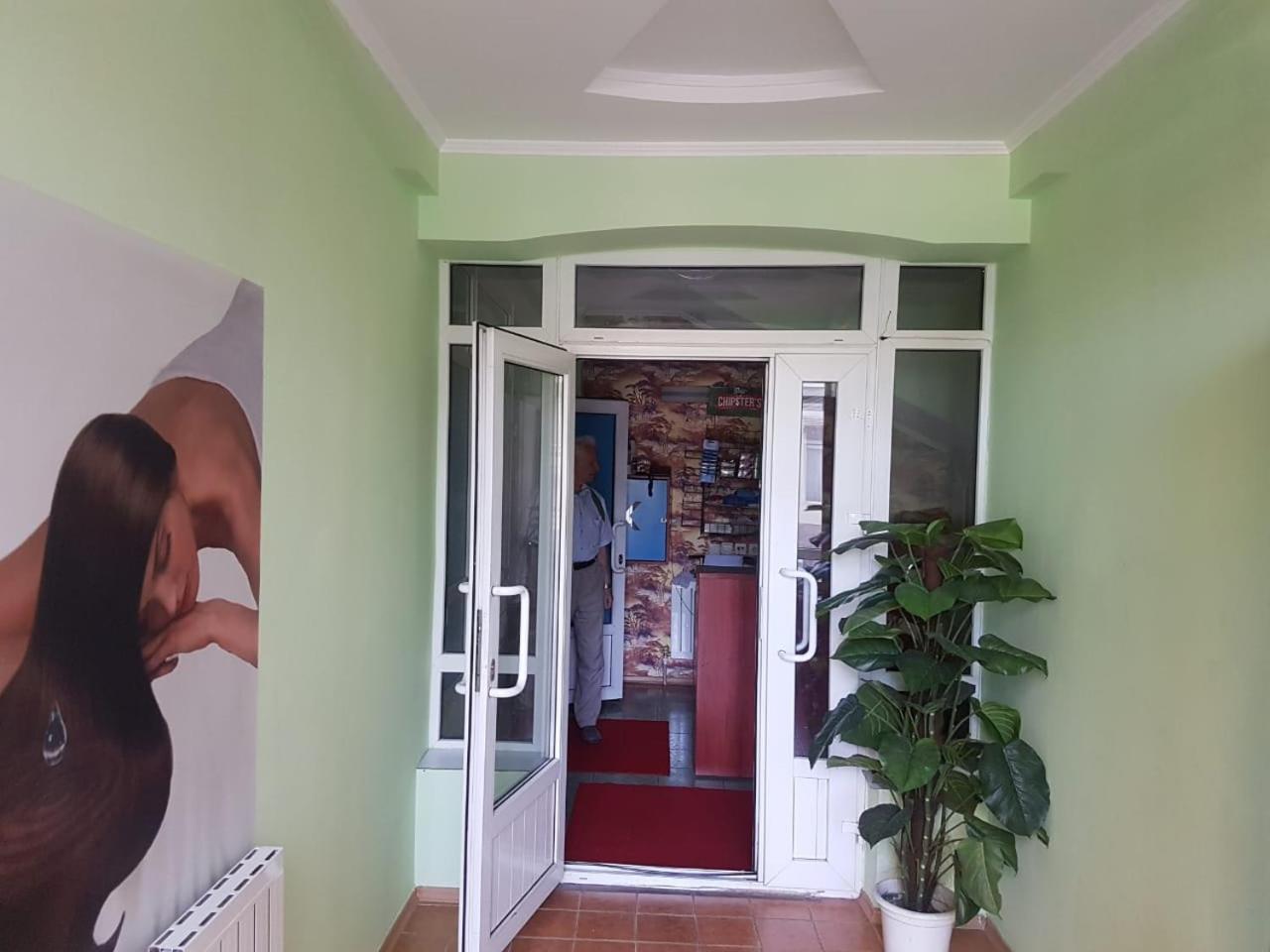 Hotel Kezdesu Alma-Ata Exteriör bild